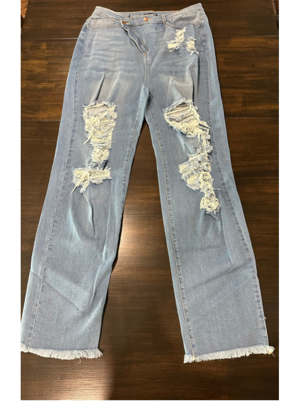 Women's Fashion Nova Distressed Slouch Fit Jeans Size 14 Blue